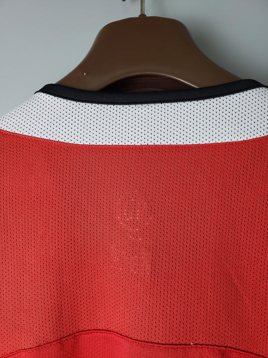 Manchester United 2005 Home Retro Jersey - Long Sleeve