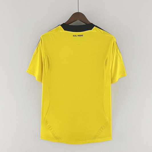 Real Madrid Retro Goalkeeper Jersey 2011/12