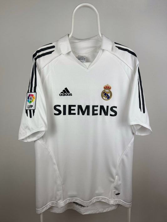 Real Madrid 2005/06 Home Jersey - Ronaldo Nazario