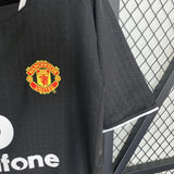 Manchester United 2003/04 Away Retro Jersey