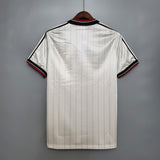 Manchester United 1983 Away Jersey – Retro Version