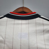 Manchester United 1983 Away Jersey – Retro Version