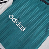 Liverpool 1995/96 Away Jersey – Retro Version
