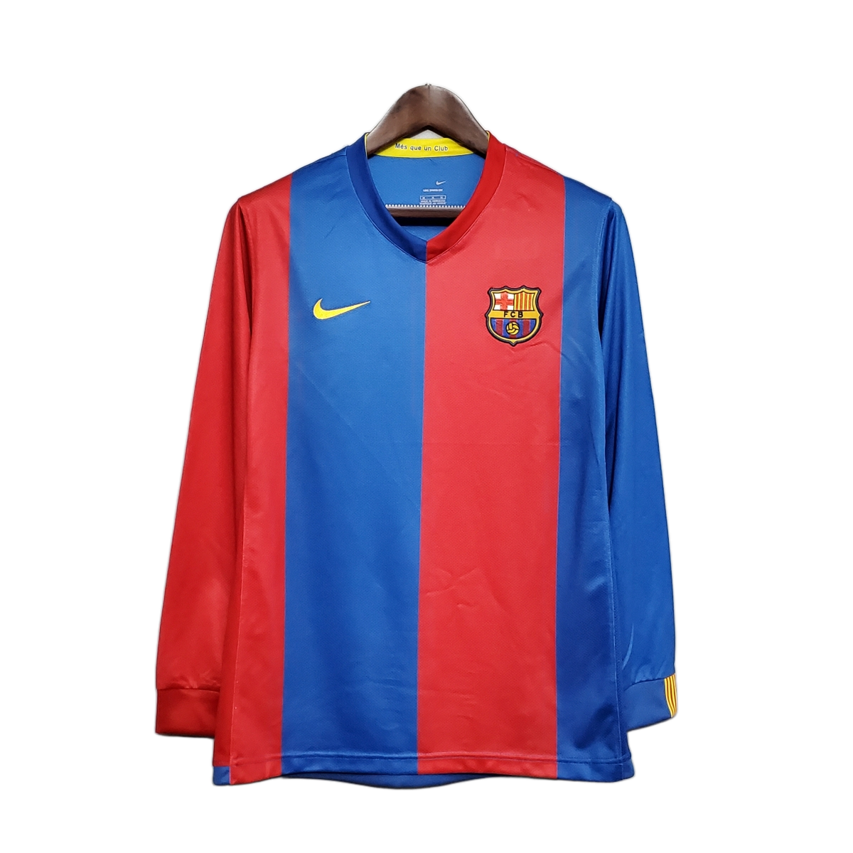 FC Barcelona 2006/07 Home Jersey – Long Sleeve – Retro Version