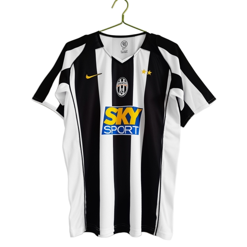 Juventus 2004/05 Home Jersey – Retro Version