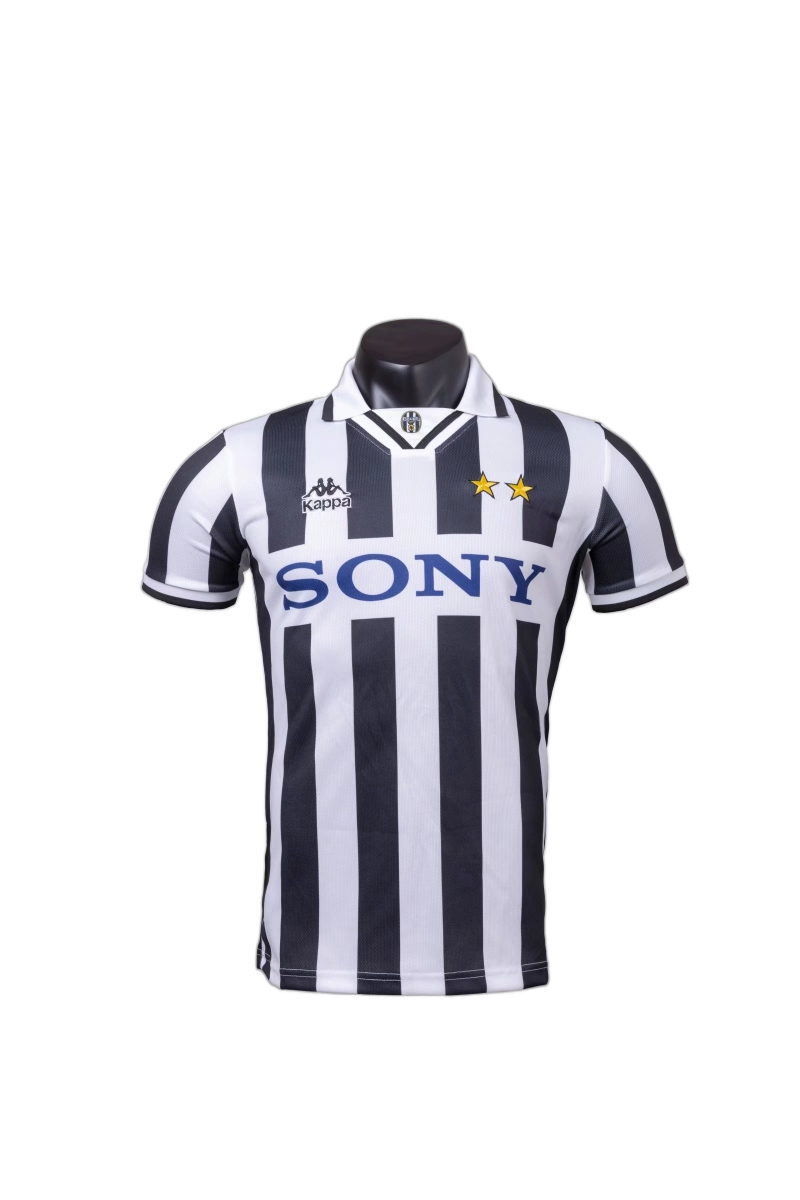 Juventus 1995/97 Home Jersey – Retro Version