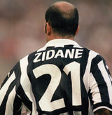 Juventus 1999/00 Home Jersey – Retro Version