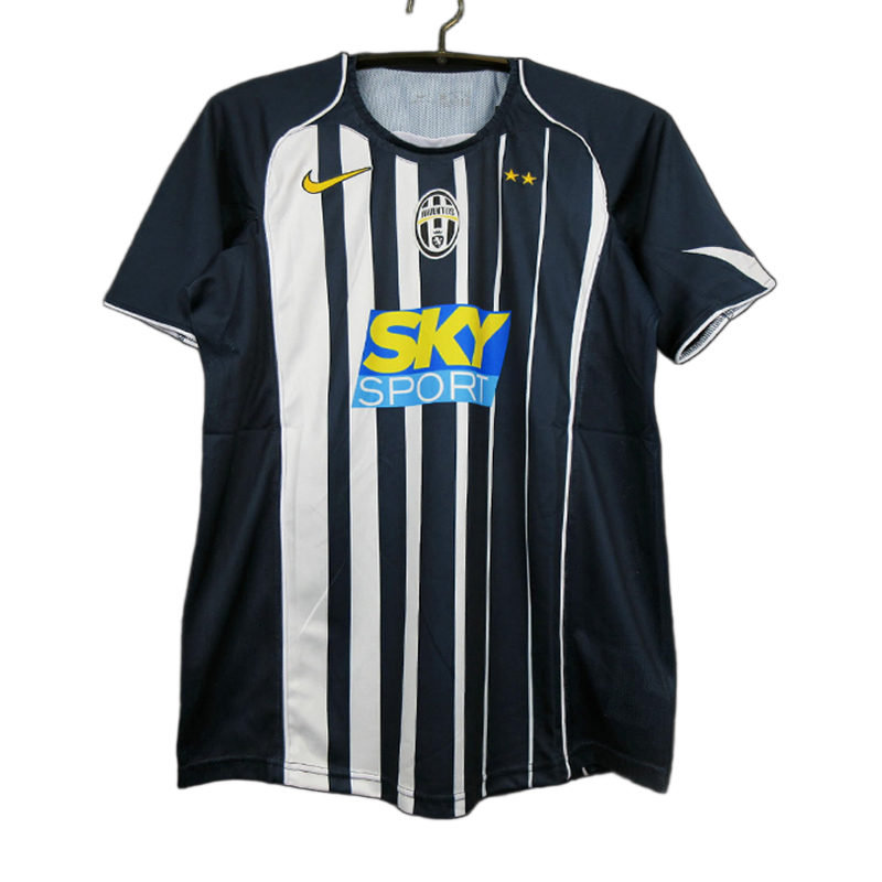 Juventus 2004/05 Third Jersey – Retro Version – White/Blue