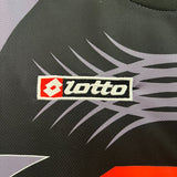 Juventus 2001/02 Goalkeeper Jersey – Retro Version – Black