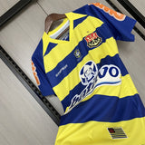Flamengo 2010/11 Terceira camisola – Versão retro