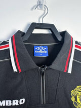 Manchester United 1998/99 Goalkeeper Jersey – Long Sleeve – Retro Version – Navy