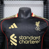 Liverpool 2025/26 Tercera camiseta – Versión jugador – Negro