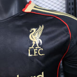 Liverpool 2025/26 Tercera camiseta – Versión jugador – Negro