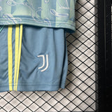 Juventus 2025/26 Away Kids Kit