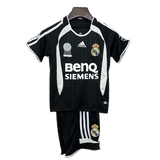 Real Madrid 2006/07 Away Kids Kit – Retro Version