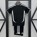 Real Madrid 2006/07 Away Kids Kit – Retro Version
