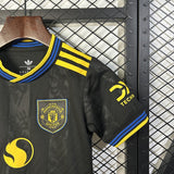 Manchester United 2025/26 Third Kids Kit