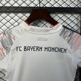 Bayern Munich 2025/26 Away Kids Kit