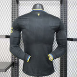 Manchester United 2025/26 Tercera camiseta – Versión jugador – Manga larga – Negro