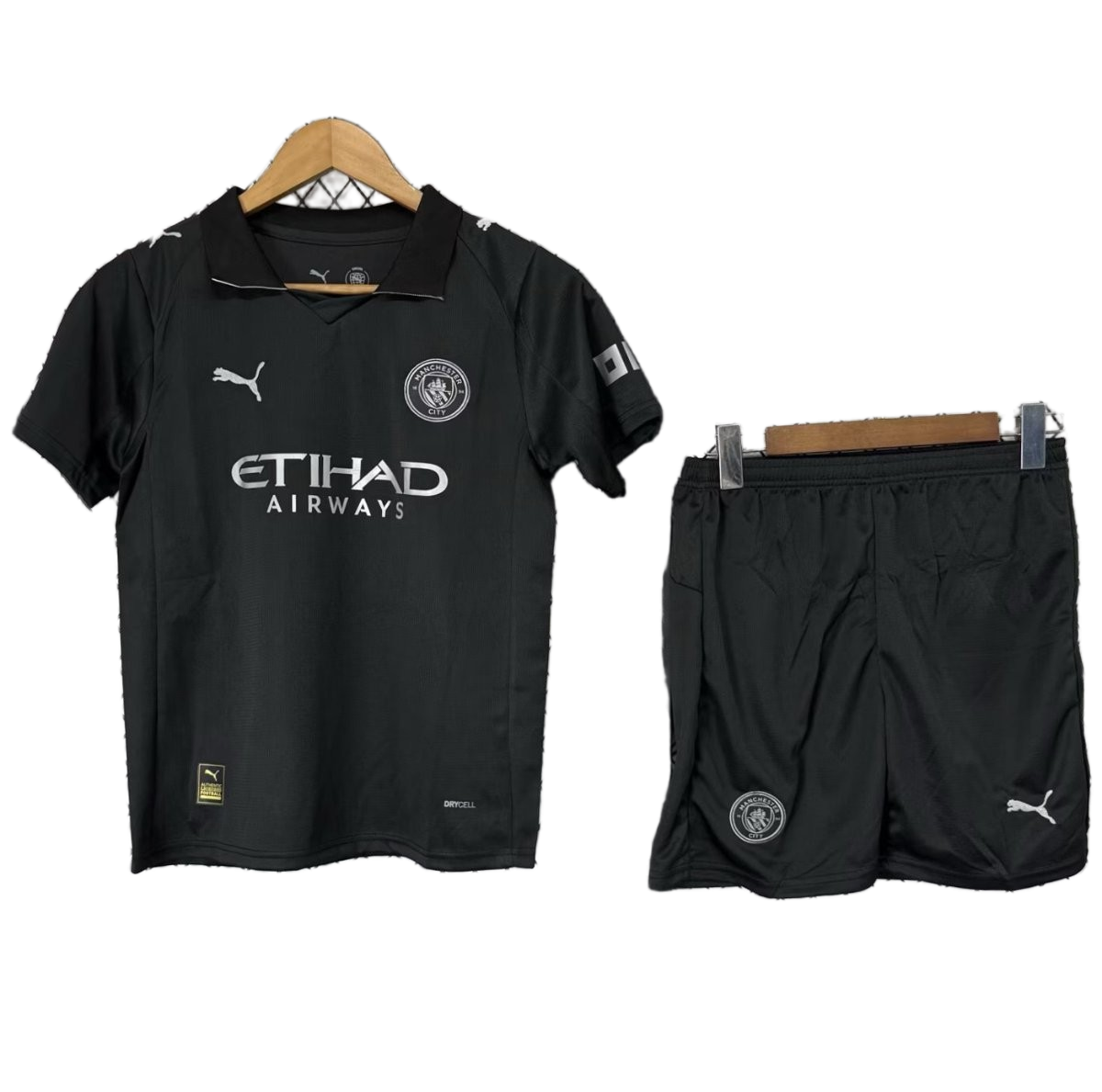 Manchester City 2025/26 Away Kids Kit