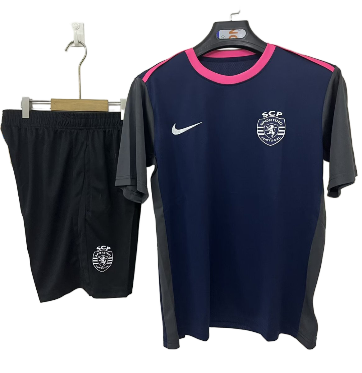 Sporting 2025/26 Pre – Match Shorts – Player Version – Navy/Pink