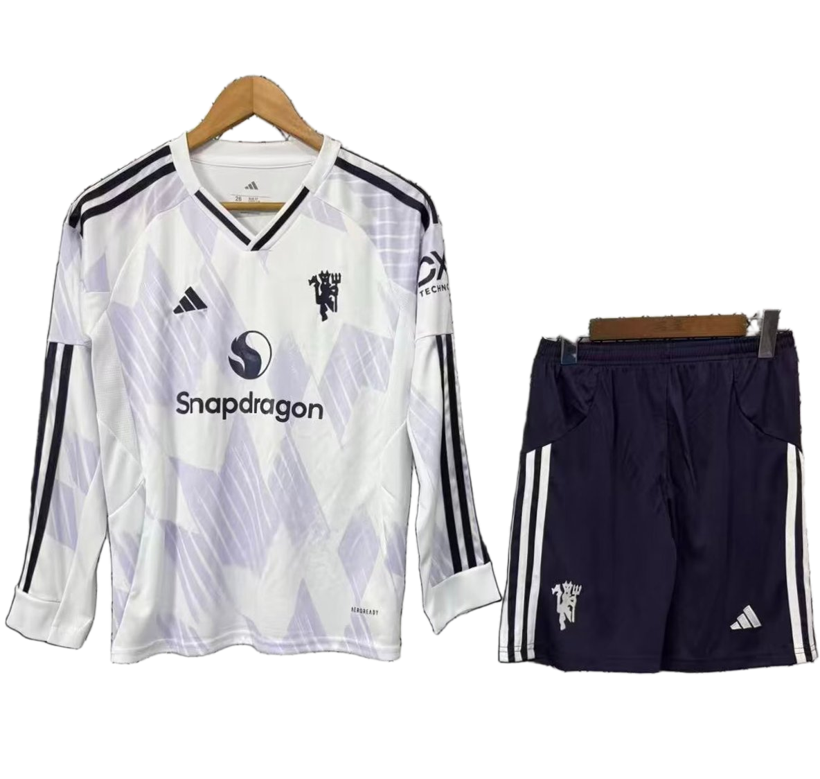 Manchester United 2025/26 Away Kids Kit – Long Sleeve