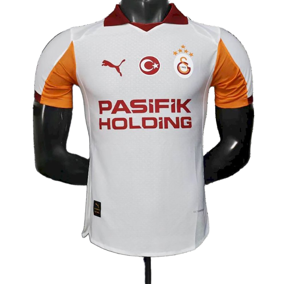 Galatasarays 2025/26 Away Jersey – Player Version