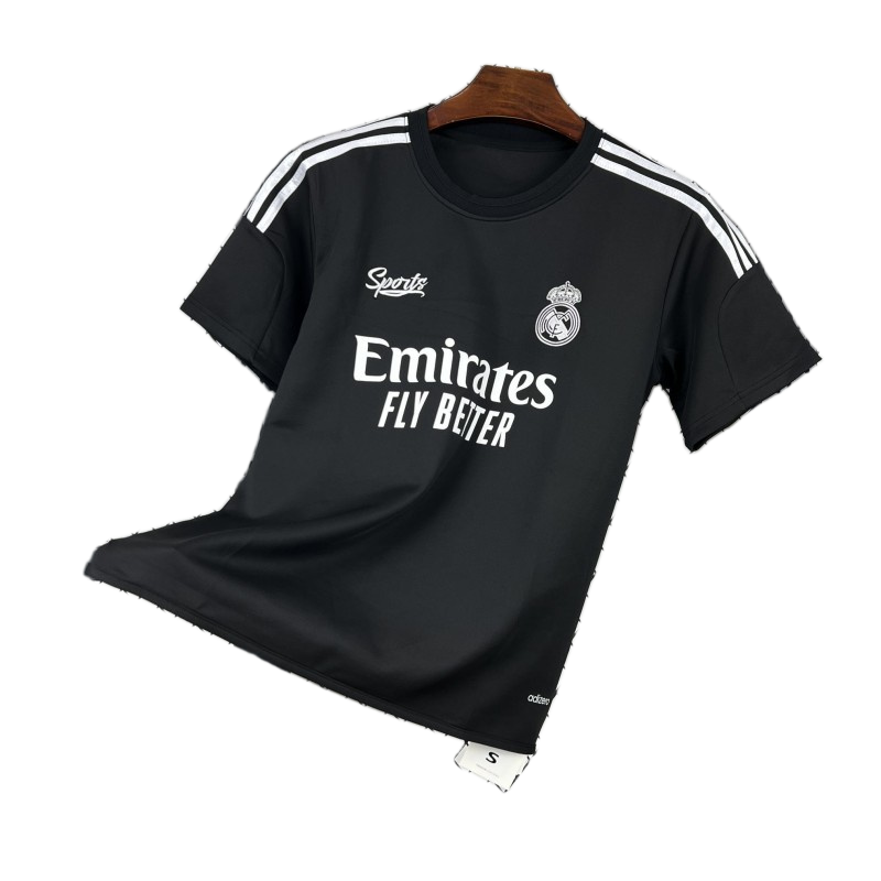 Real Madrid 2026/27 Jersey – Lifestyle