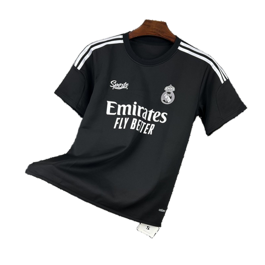 Real Madrid 2026/27 Jersey – Lifestyle
