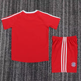 Bayern Munich 2001/02 Home Kids Kit – Retro Version