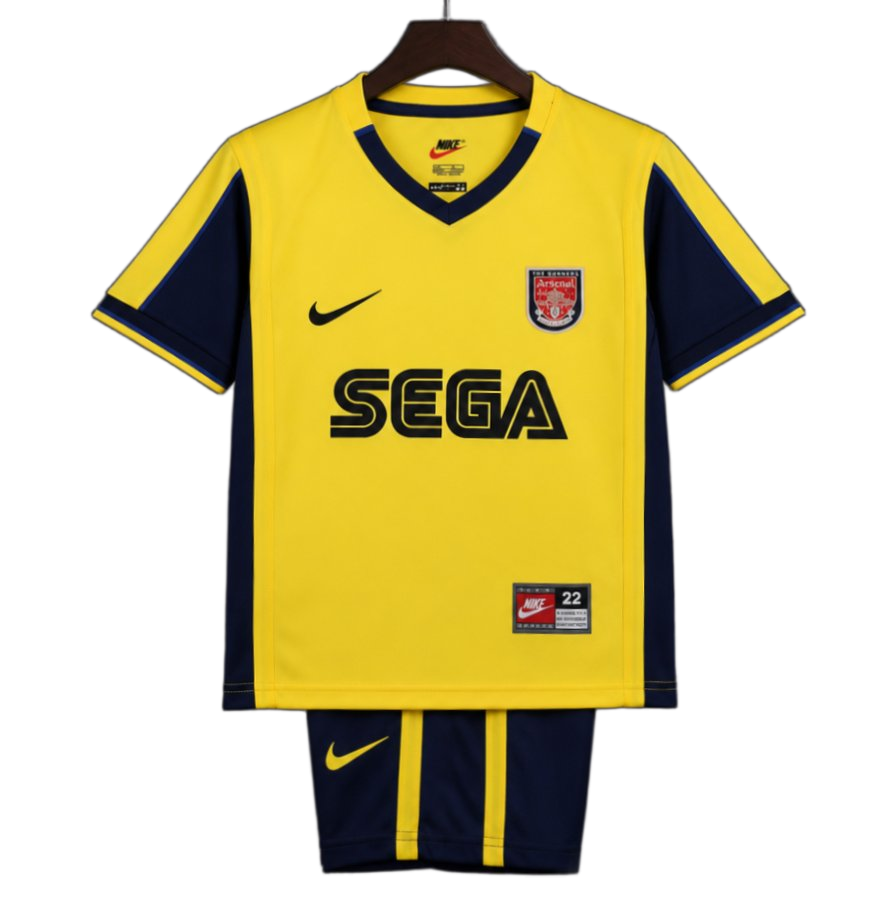 Arsenal 2000/01 Away Kids Kit – Retro Version