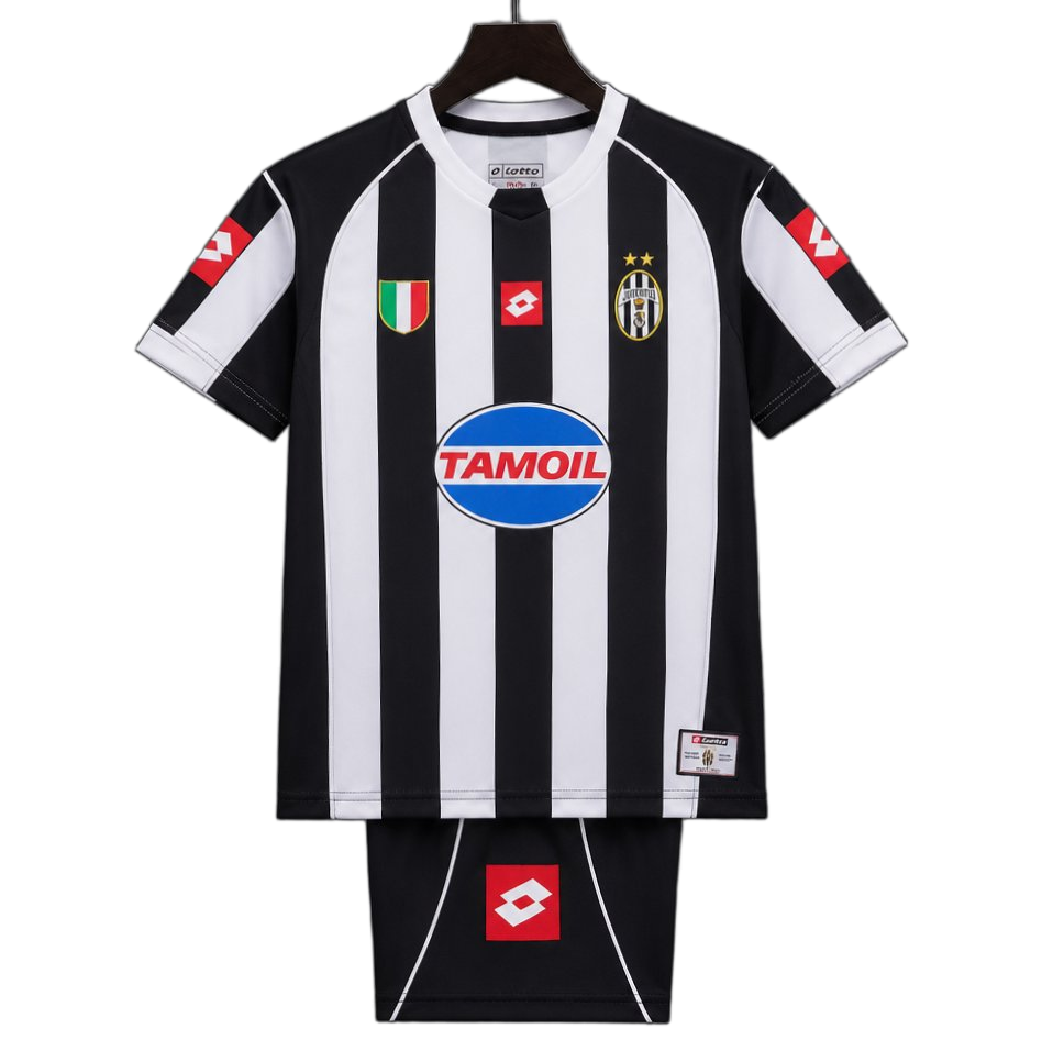 Juventus 2002/03 Home Kids Kit – Retro Version – Black/White