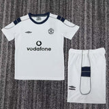Manchester United 2000/01 Away Kids Kit – Retro Version