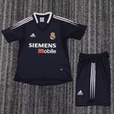 Real Madrid 2004/05 Away Kids Kit – Retro Version