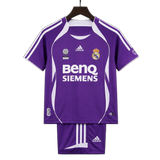 Real Madrid 2006/07 Away Kids Kit – Retro Version – Purple