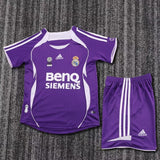 Real Madrid 2006/07 Away Kids Kit – Retro Version – Purple