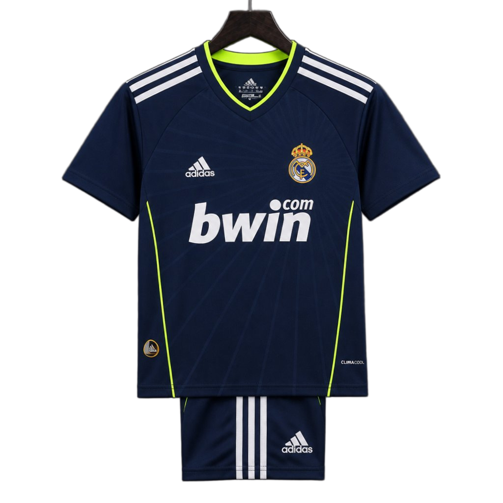 Real Madrid 2010/11 Away Kids Kit – Retro Version – Navy