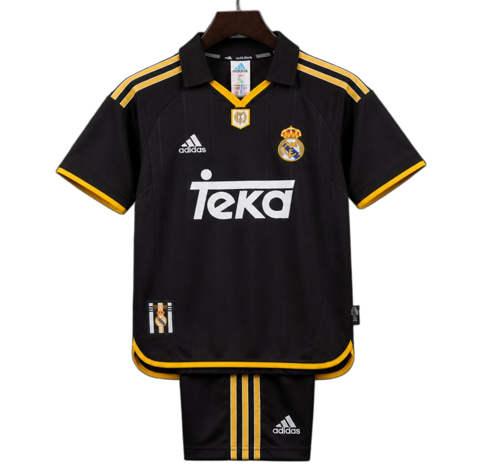 Real Madrid 1999/01 Away Kids Kit – Retro Version – Black