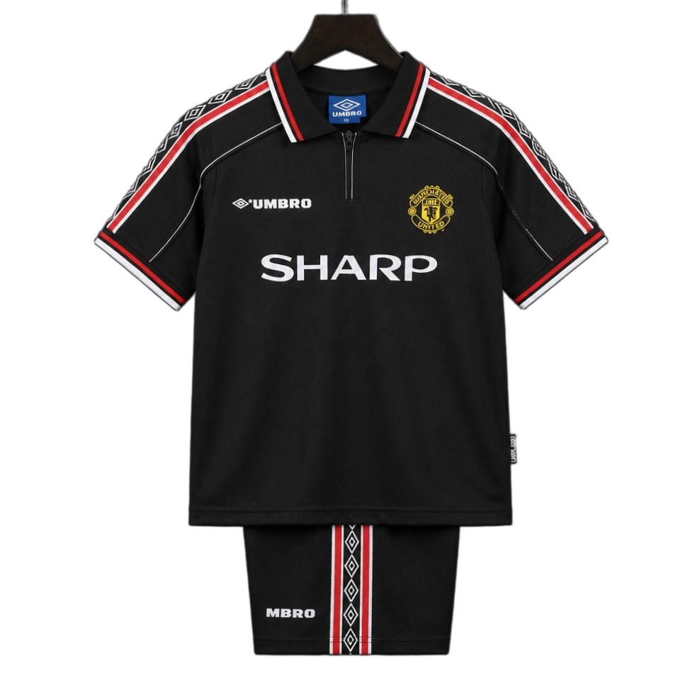 Manchester United 1998/99 Away Kids Kit – Retro Version