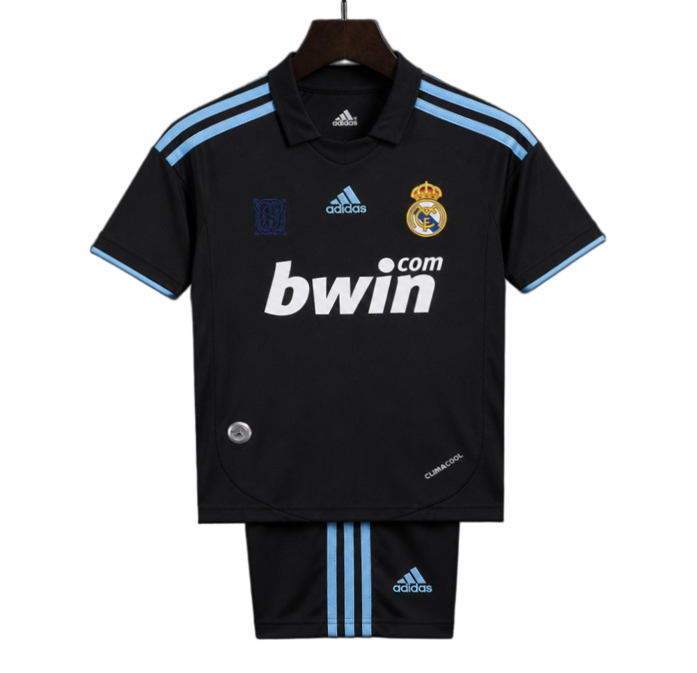 Real Madrid 2009/10 Away Kids Kit – Retro Version