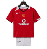 Manchester United 2005/06 Home Kids Kit – Retro Version