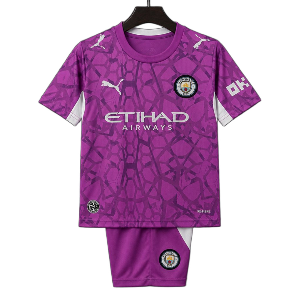 Manchester City 2026/27 Goalkeeper Kids Kit