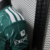 Liverpool 2026/27 Goalkeeper Jersey – Player Version