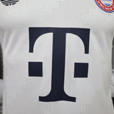 Bayern Munich 2026/27 Camisola alternativa – Versão jogador – Manga comprida – Branco