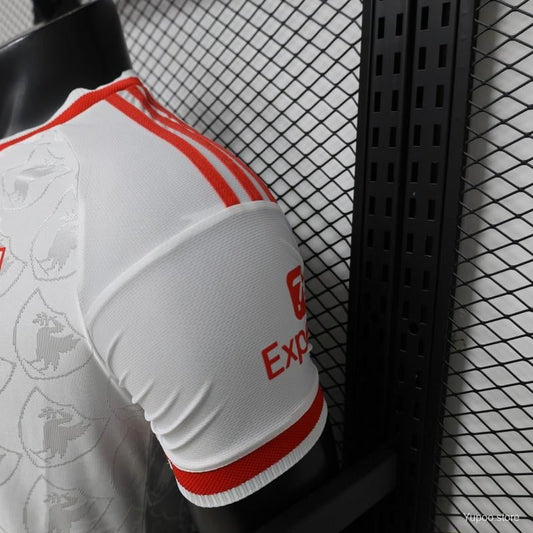 Liverpool 2026/27 Away Jersey - Player Version