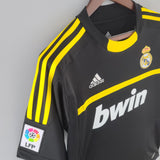 Real Madrid Retro Goalkeeper Jersey 2011/12
