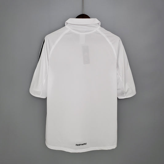 Real Madrid 2005/06 Home Retro Jersey