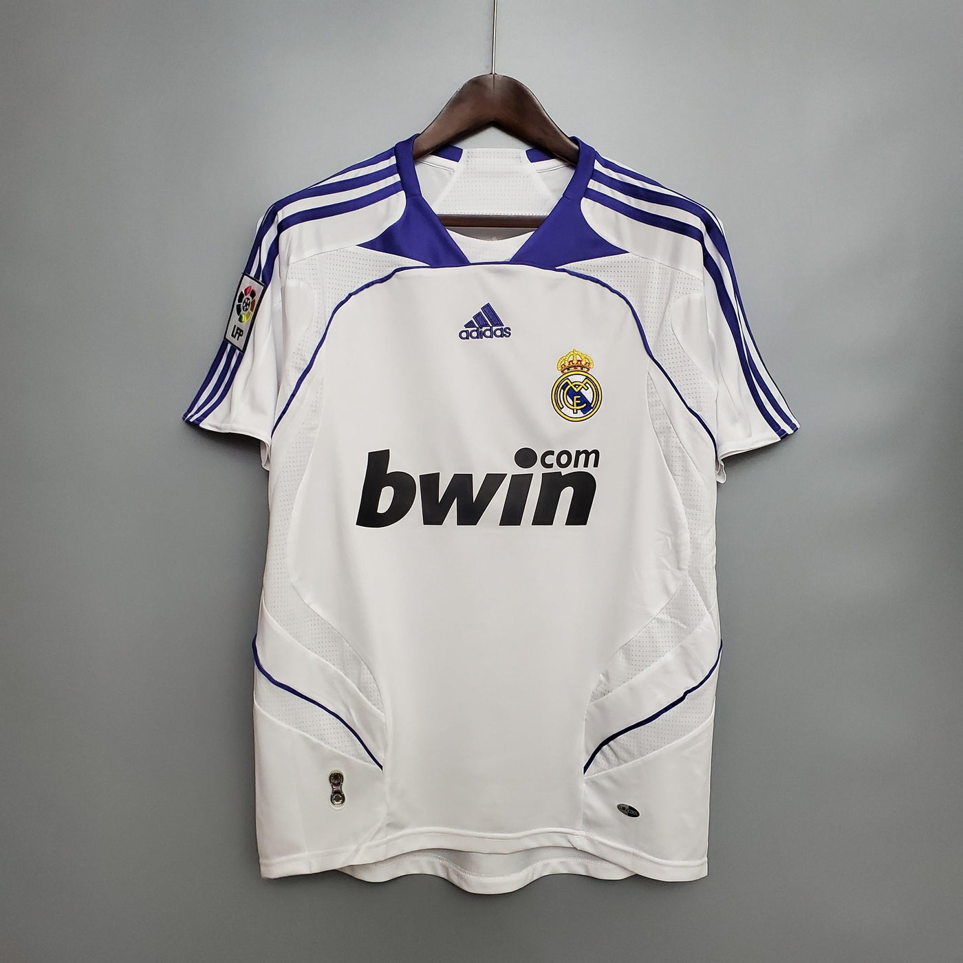 Real Madrid 2007/08 Home Retro Jersey