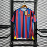 Barcelona 2006/07 Home Retro Jersey - Ronaldinho #10