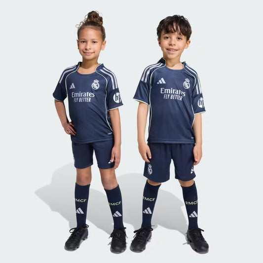 Kids Real Madrid 2025/26 Home Jersey